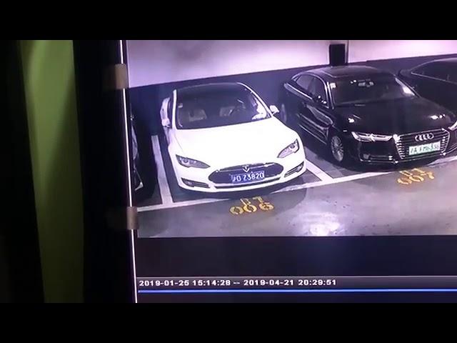 Tesla set itself on fire and exploded in Shanghai China！