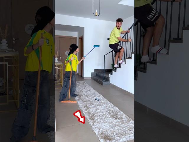 مين مامته بتعمل معاه كدهشوفوا مقلب جديد في عمر شاور فوق اهوو
