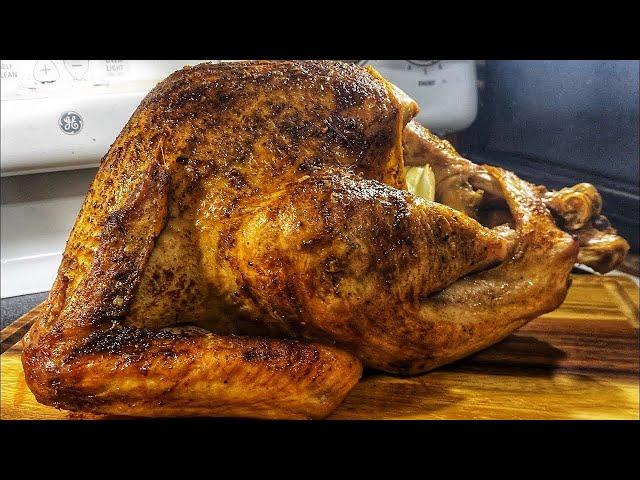 How To Cook A JUICY Thanksgiving TURKEY In Roaster Oven  | How to Make Juicy Tender Turkey #cooking