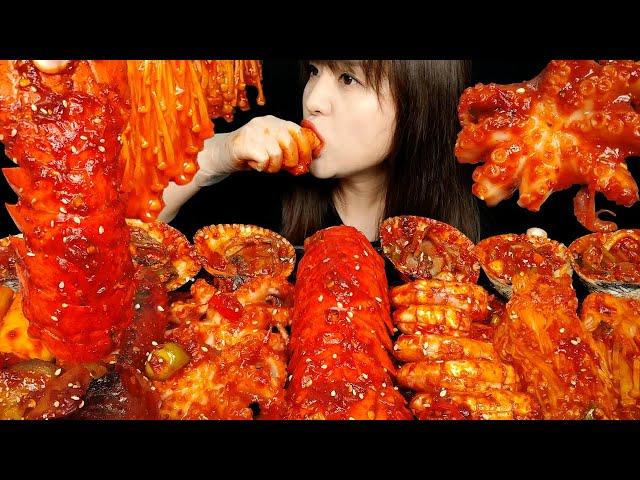 ASMR (COOKING & EATING) SPICY SEAFOOD (LOBSTER TAIL, OCTOPUS, SHRIMP, COCKLE, SQUID, ENOKI MUSHROOM)