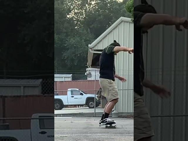 3 #skateboardingtricks Warmup Line #kickflip #bigspin (#skateboardprogression #shorts)