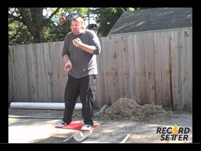 Apple Juggler (Tosh.0) Sets ANOTHER Amazing World Record | RecordSetter.com