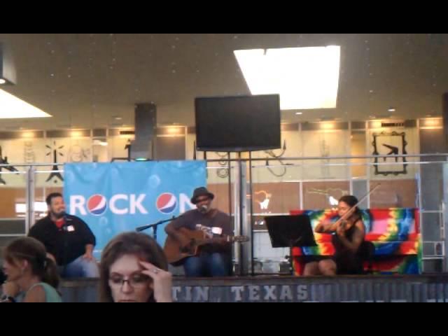 Austin Texas Airport Live Music