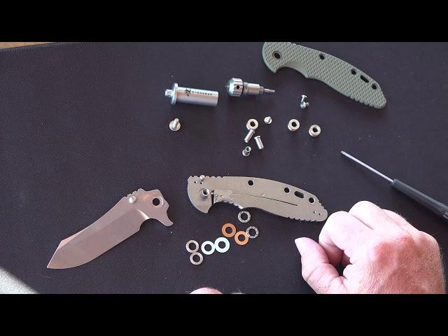 Hinderer Knives Tri-Way Pivot system explain