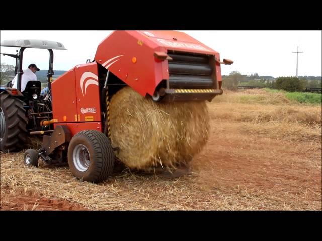 RB 120 round balers Enorossi working