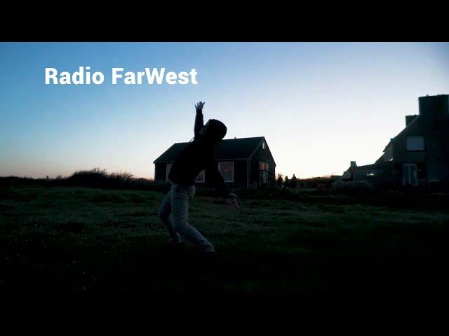 Radio FarWest  - Sylvain Prunenec danse à l'aube des Marais de la Joie