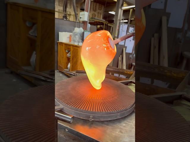 Delicious Lava?!?! Sylcom Light crafting Murano glass #Italy  #glass #satisfying #skibiditoilet