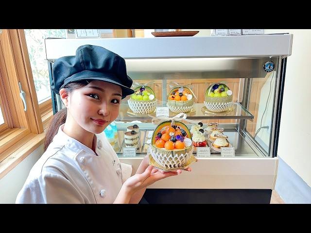 Cake shop run by a beautiful Japanese woman.Popular restaurant that sells out in 2 hours.