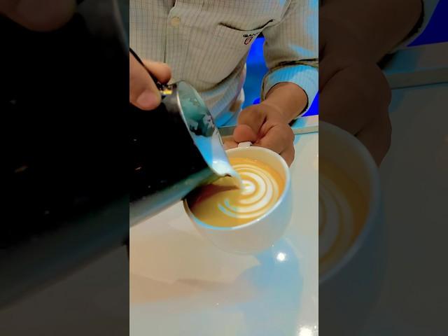 CLASSIC LATTE ART TULIP POURThe secret to#art Tulip stacks#Basic Latte Art Pattern#tutorial #coffee