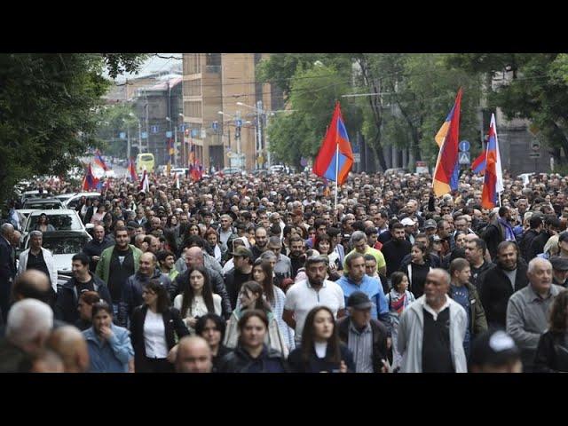 Armenians demand prime minister's resignation following village handover to Azerbaijan