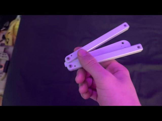 5 butterfly knife tricks to impress your friends