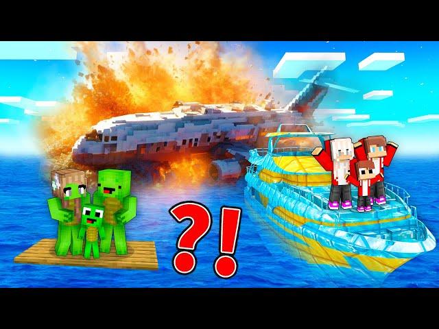 How Mikey and JJ Survive The AIRPLANE CRASH in Minecraft ? - Maizen