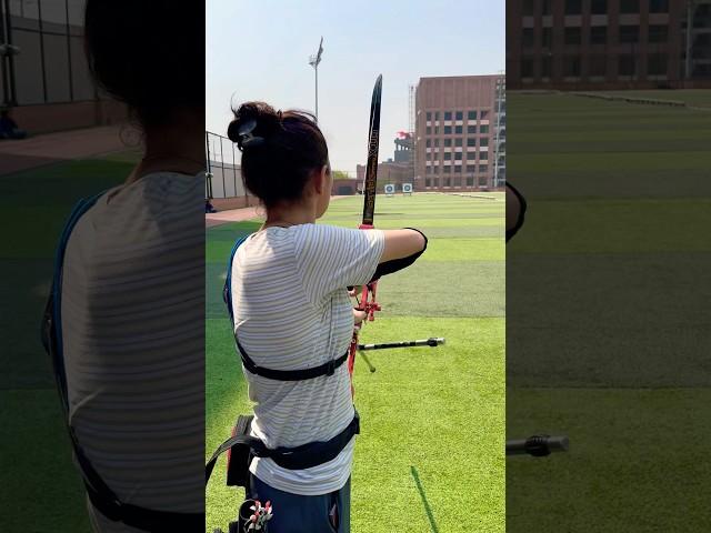Compound Bow Mastery: Silent Draw, Pinpoint Shot  #archery #compoundbow #precisionshot