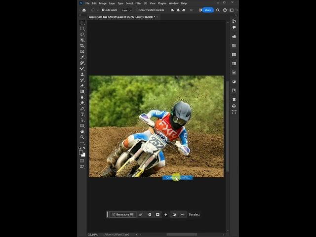 Create a Fast Motion Zoom Blur Effect in Photoshop  #photoshopedit #photoshop