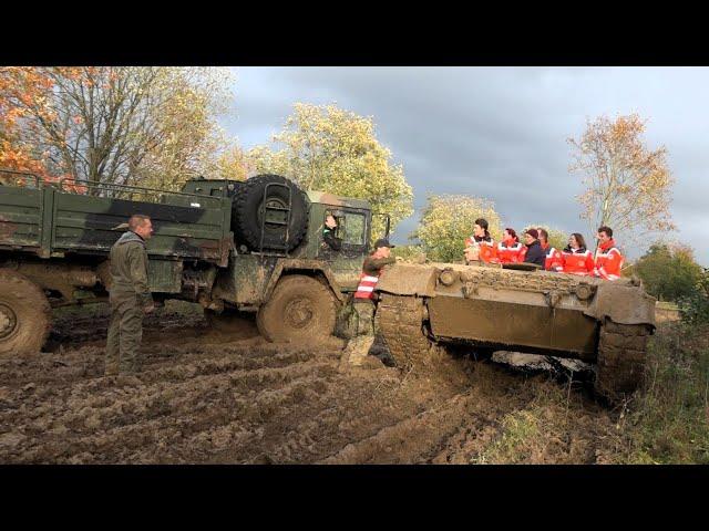 Military Vehicle Drivers- Legendäres Militärfahrzeugtreffen auf der „Schmidtenhöhe“  28.10.2023