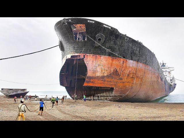 How World's Largest Shipwrecks Are Demolished by Hands