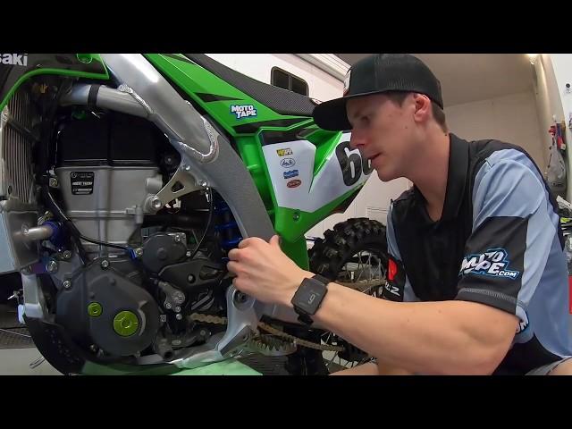 MotoTape® Frame Grip Install with Justin Starling