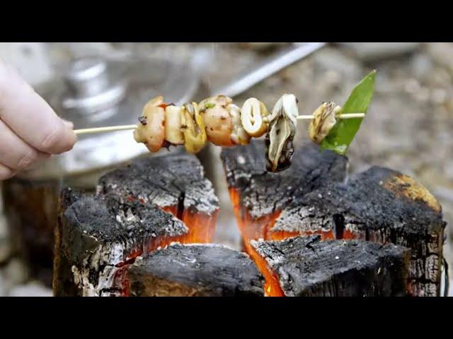 FORAGED SEAFOOD KEBABS , WITH HELP FROM "LLEW"  THE FORAGING GOLDEN RETRIEVER DOG.