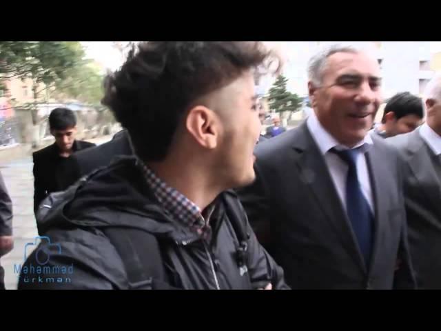 #11 Mehman Huseynov prezidentliyə namizəd olan Hafiz Hacıyevə qan uddurur - Məzələnir