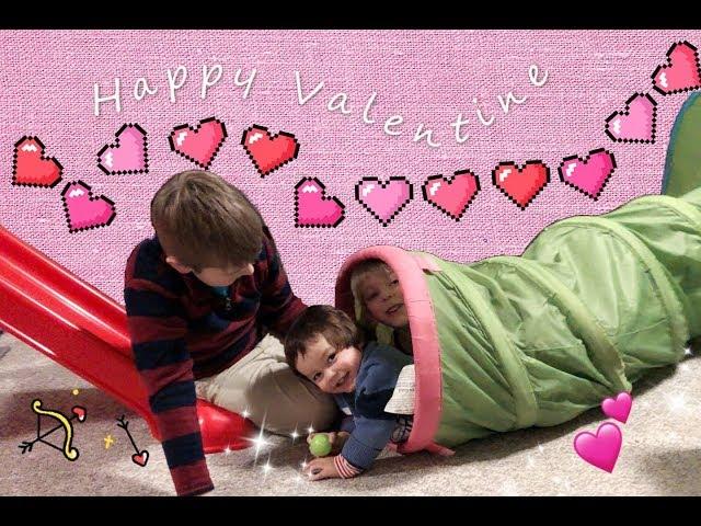 Kids played Valentine toys 2019 / Do you know the Muffin Man?/  pat-a-cake, baker's man/Skidamarink