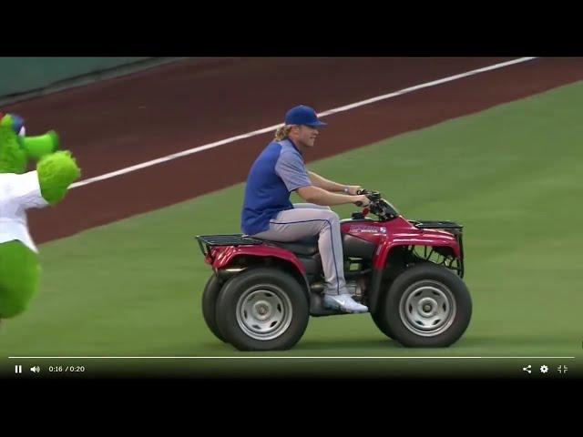 Noah Syndergaard steals Phillie Phanatic's ATV