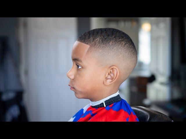 Easy fade haircut that anyone can do.