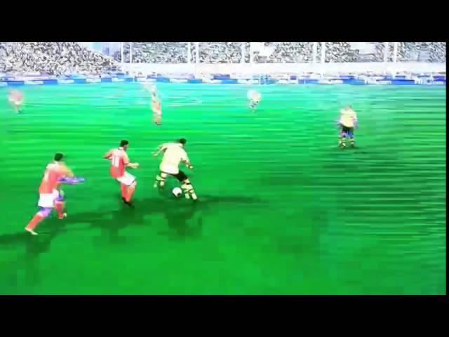 Ilkay Gündogan Nutmegs Maxi Pereira 2 Times Fifa 14