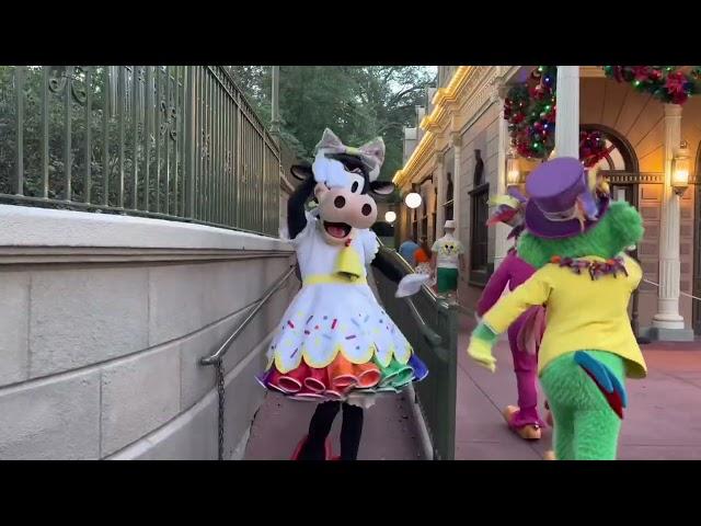Chip N Dale Meet and Greets * Walt Disney World * Magic Kingdom * April 25, 2022 
