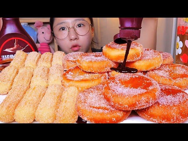 SUB) Churros and fried honey hotteok Eating Show. Dessert Mukbang