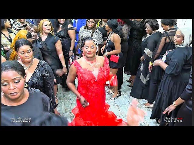 L'INCROYABLE ANNIVERSAIRE DE LIDIA MOUNKALA LA FILLE BENIE DE DIEU