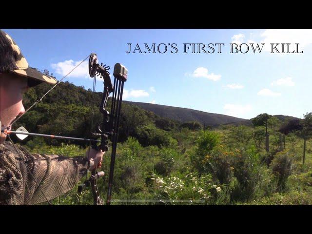 Jamo's first bow kill..  | BOWHUNTING | EASTERN CAPE | SOUTH AFRICA | #bowhunting #easterncape