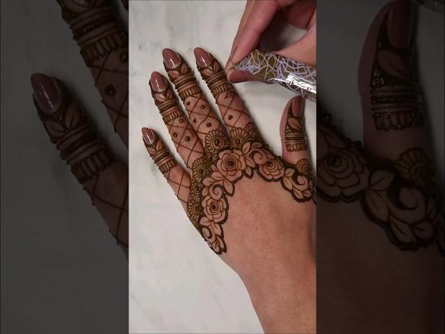 Easy glove style henna design for Eid  #henna #mehndi #hennadesign #hennaart