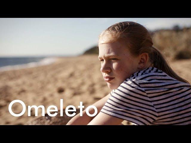 TWO PIECE | Omeleto