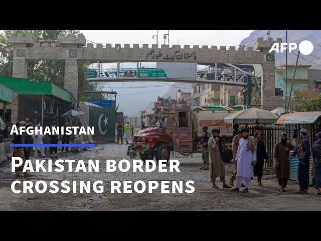 Afghan-Pakistan border crossing reopens a week after fighting | AFP