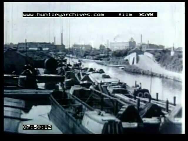 Grand Union Canal in the 1930's.  Film 8598