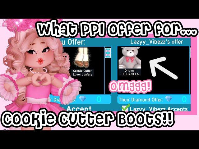 What People OFFER For the Cookie Cutter Loafer Boots! *WOW* | Roblox Royale High Trading