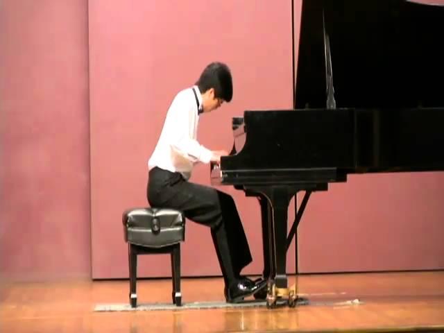 Bolin Chang plays Sonetto 104 del Petrarca by Franz Liszt