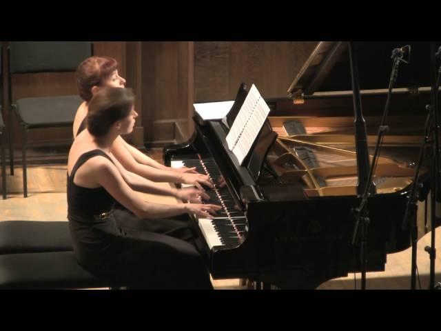 Franz Schubert Rondo D-dur - Anastasia and Lubov Gromoglasova