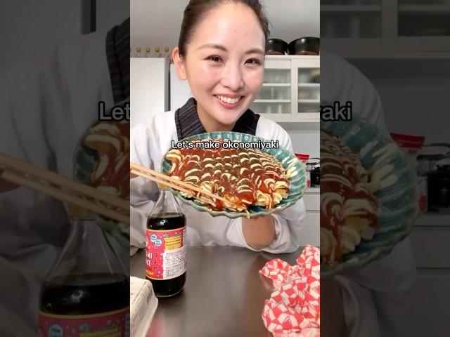 Japanese Mom Teach Okonomiyaki