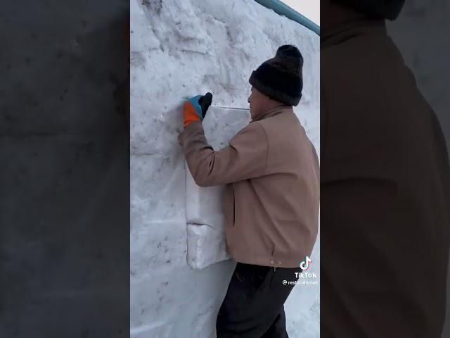 #Shorts #icehome #snowhouse House made of snow