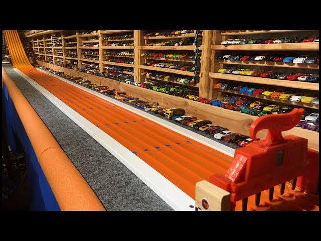 HOT WHEELS 2019 SUPER 6 LANE DRAG RACING “KING OF THE HILL” #1