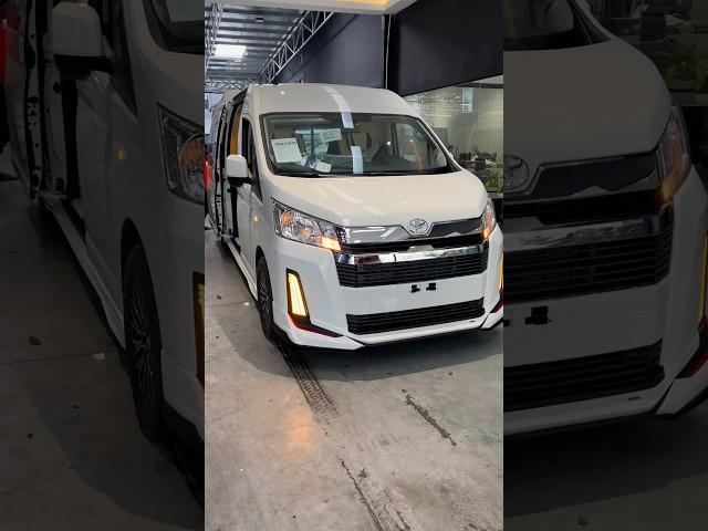 New luxury class 2025/ Toyota hiace 2025 VIP