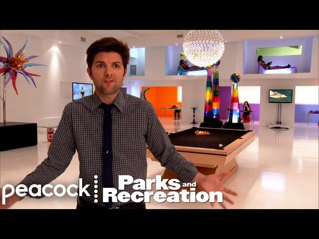 Ben Visits Entertainment 720 | Parks and Recreation