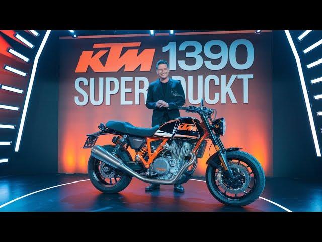 All   2025 KTM 1390 Super Duckt: The Ultimate Hyper-Naked Machine