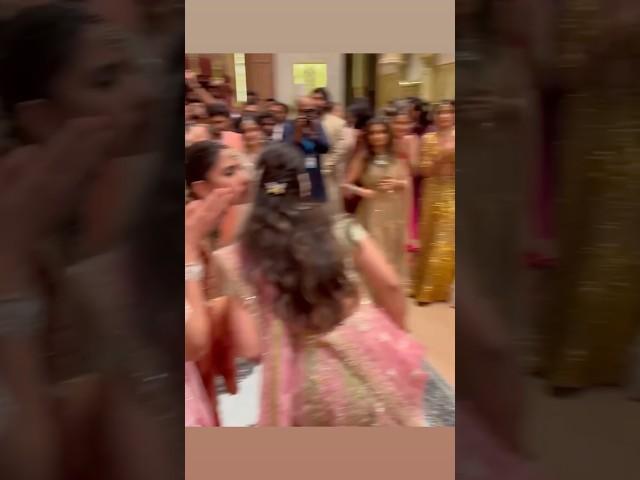 Radhika Merchant KISSES Nanand Isha Ambani as they welcome her post wedding | #shorts #wedding