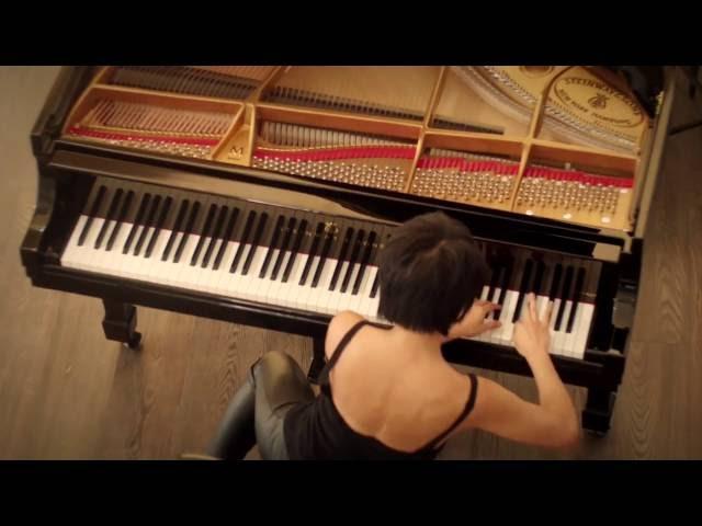 Yuja Wang plays Schumann's "The Smuggler" on a Steinway Spirio