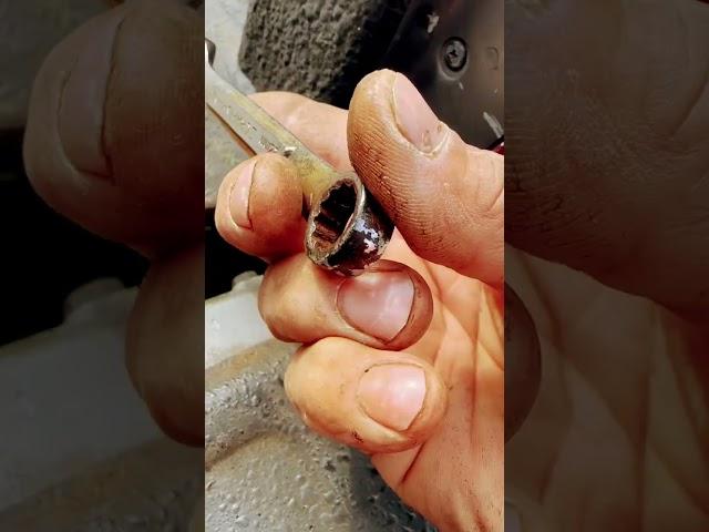 I SHARE one of my BEST MECHANIC  SECRETS  #shorts #leverage #tools