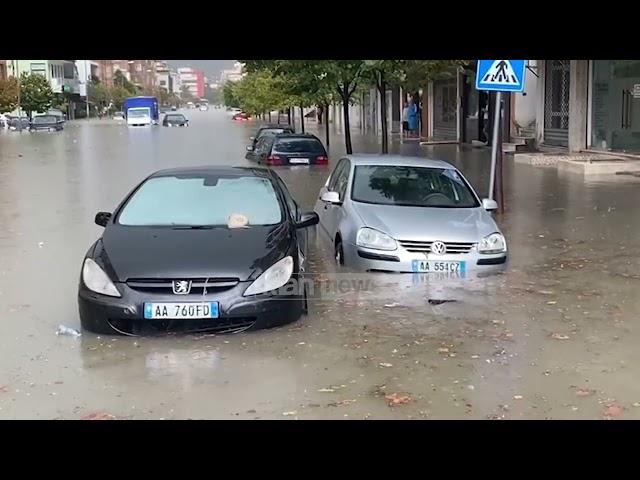 Vlora si Venecia, uji mbulon rrugët e makinat