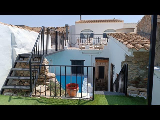 Property for sale Almeria - 129,995 Euros The 6 bed 2 bath Cortio Oleander - Walk around tour