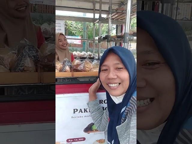 BELI ROTI DELIZIA DI DEKET RUMAH YG JUAL RAMAH DAN MANIS#artis#viral#gossib#shorts